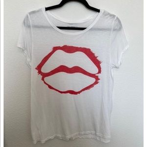 Lauren Moshi Kiss Graphic Tee